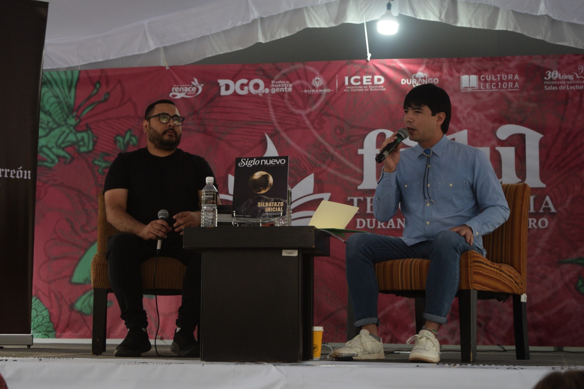 Siglo Nuevo abre diálogo en la Feria Duranguense del Libro. Noticias en tiempo real