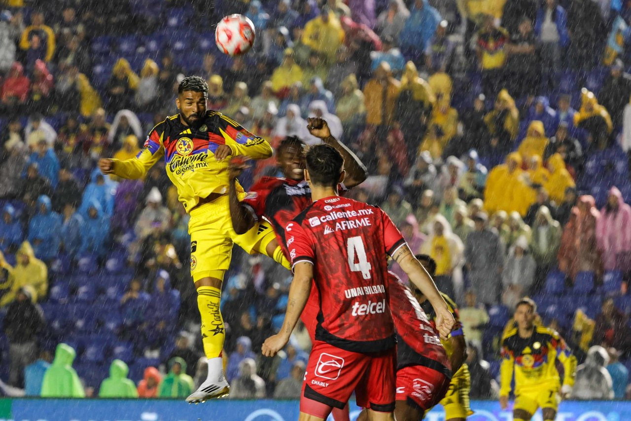 Bajo tormenta, América derrota a Xolos. Noticias en tiempo real