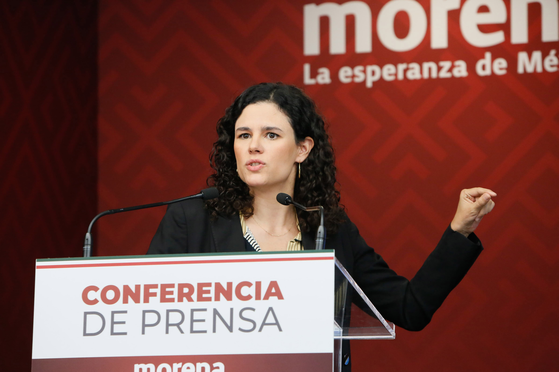Luisa María Alcalde sale a defender a Adán Augusto tras caso Bermúdez Requena. Noticias en tiempo real