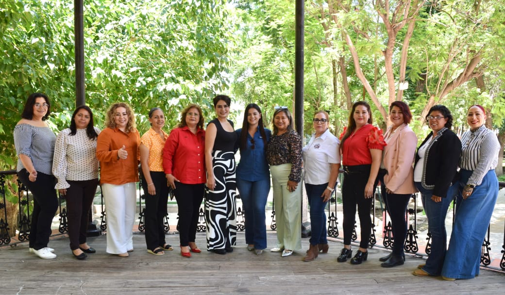 Celebran último Encuentro Regional con los Institutos de las Mujeres de La Laguna de Durango . Noticias en tiempo real