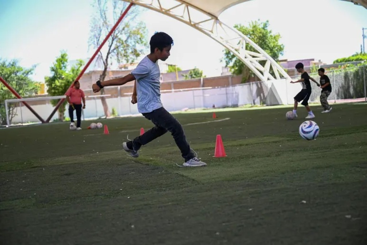 Crearán Escuelita de Futbol infantil. Noticias en tiempo real