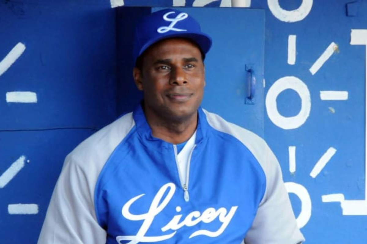 Unión Laguna informó de la contratación del dominicano José Offerman, quien será el nuevo timonel de los Algodoneros a partir de este miércoles, en el segundo de la serie ante Acereros de Monclo