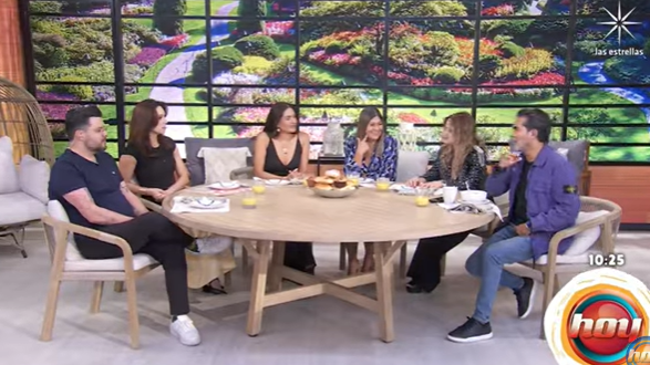 Conductor de Hoy sorprende al aparecer con su esposa embarazada. Noticias en tiempo real