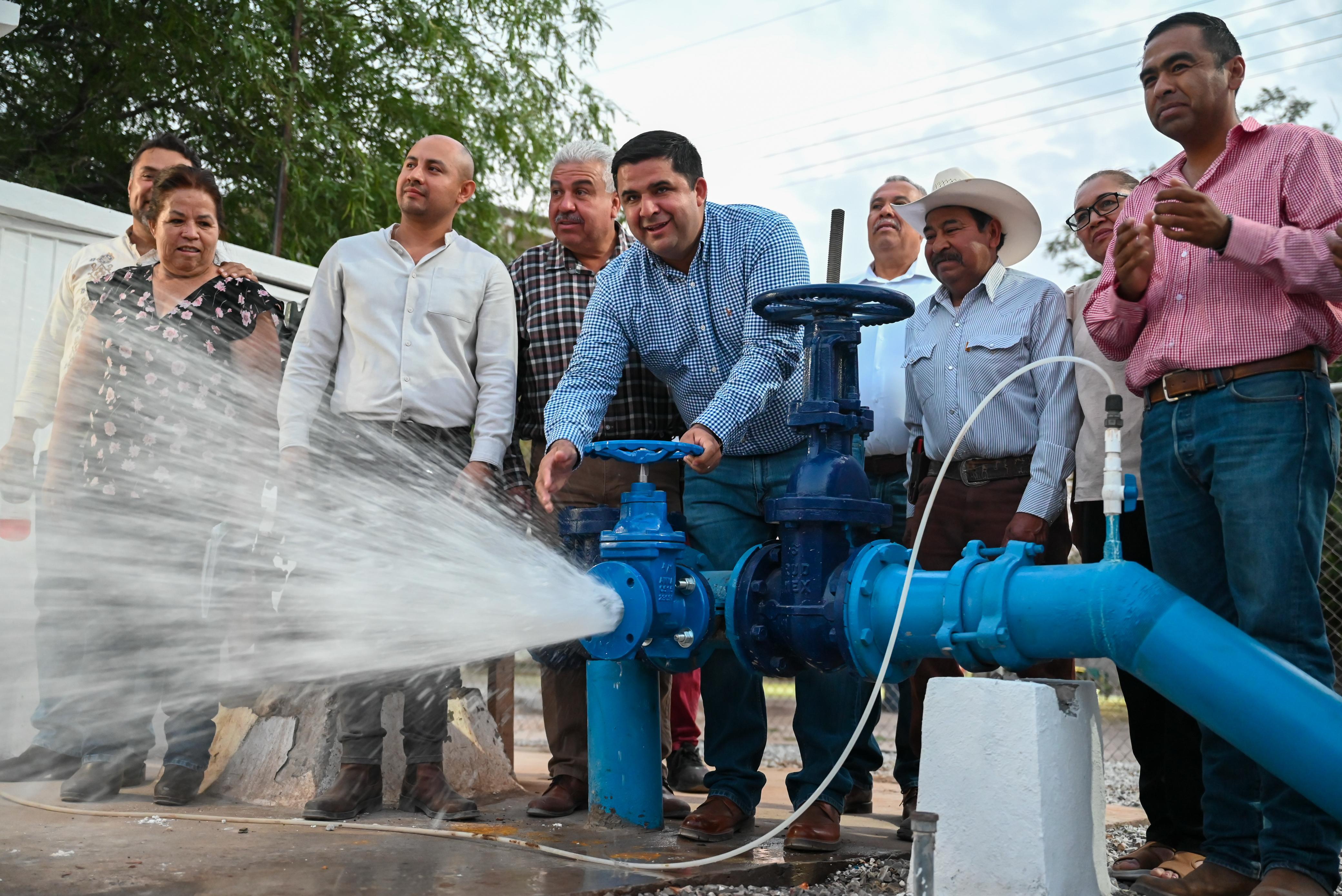Lerdo, primer municipio en levantar bandera blanca en abasto de agua potable: Homero Martínez. Noticias en tiempo real