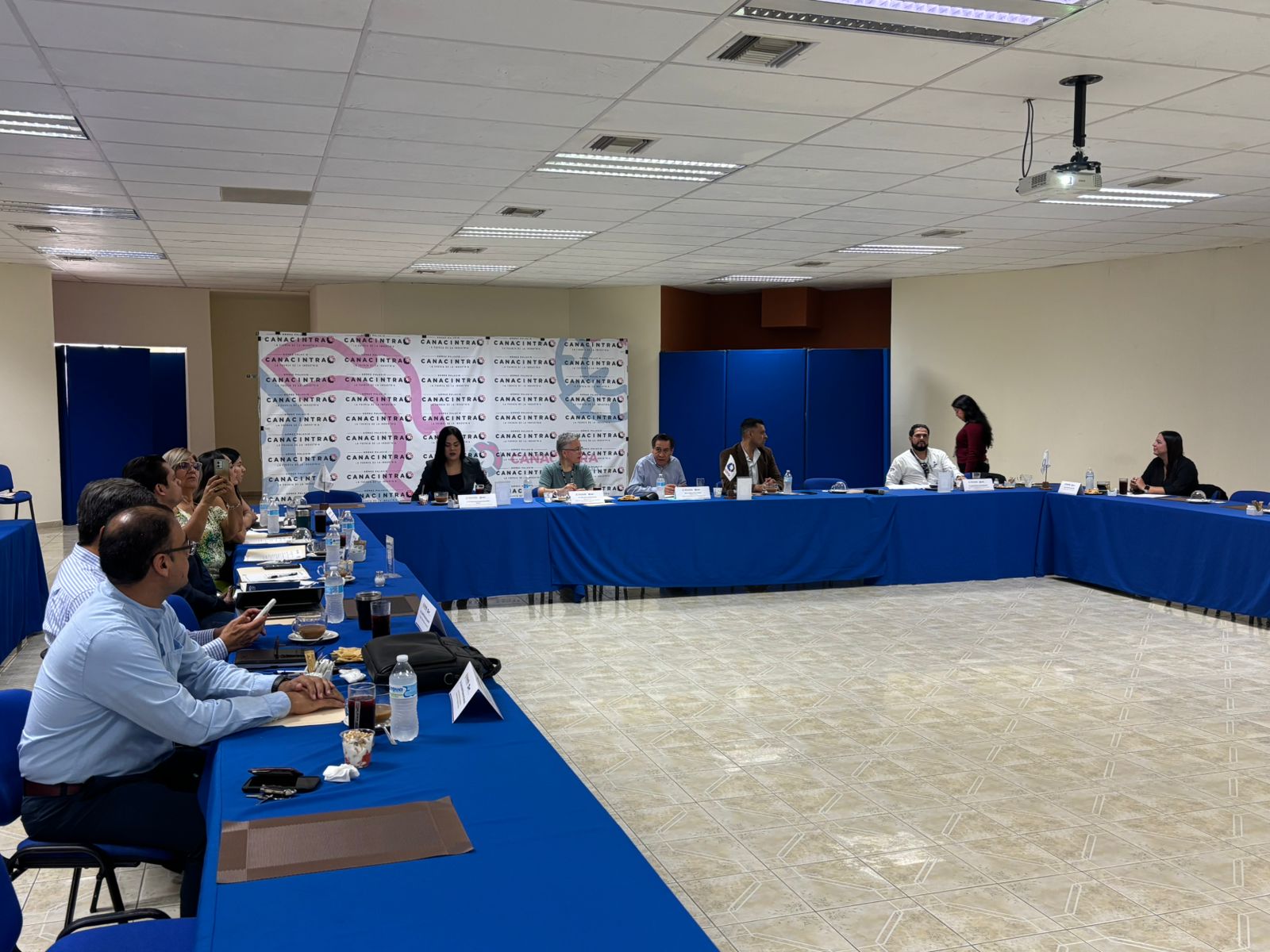 Canacintra Gómez Palacio fortalece vínculos regionales en la Reunión de Trabajo Zona Norte Centro. Noticias en tiempo real